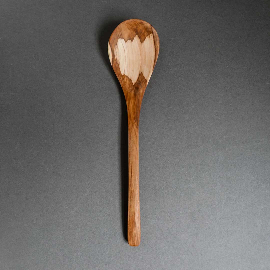 Stasys Dambrauskas - Apple wood hand carved spoon. Photography Violet Dambrauskaite © www.wholegrainhomes.co.uk